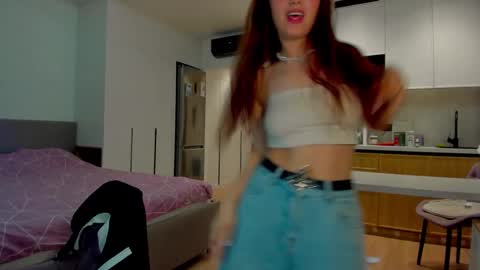 Snapshot of annaelfi chatting on 22, 9, 2025 Anna online show from 22, 9, 2025