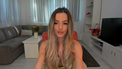 annaise  online show from 13, 3, 2026