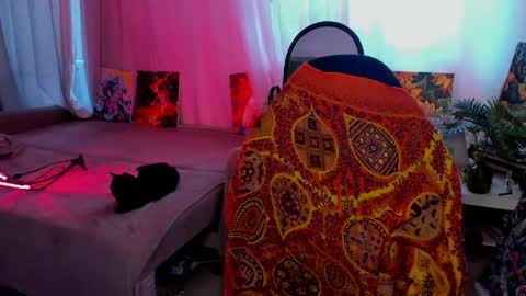 annalluring online show from 19, 4, 2026