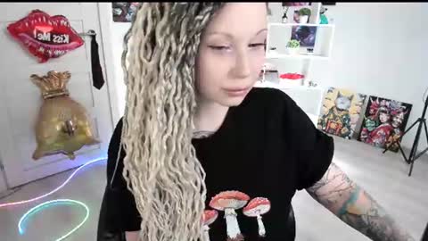 Snapshot of annanebula chatting on 18, 6, 2026 Anna online show from 18, 6, 2026