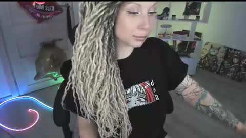 Snapshot of annanebula chatting on 28, 7, 2026 Anna online show from 28, 7, 2026