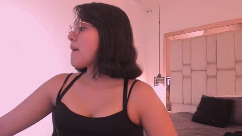 Annara Lein online show from 3, 12, 2025