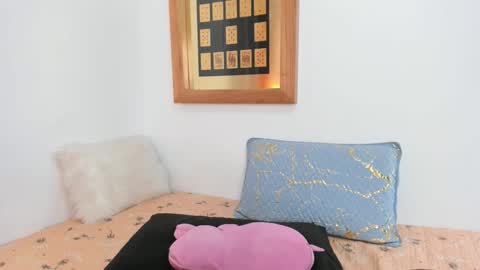 Snapshot of annavalente_ chatting on 28, 2, 2025 anna online show from 28, 2, 2025