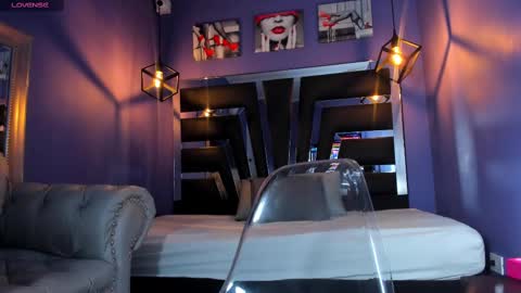 Anne online show from 11, 11, 2025