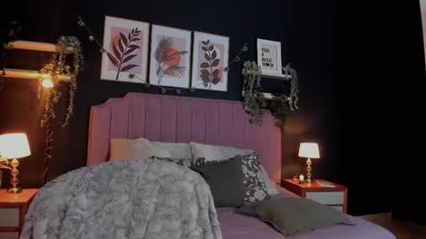 anne_cherrydh online show from 6, 1, 2026