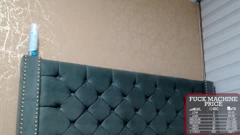       online show from 14, 11, 2025