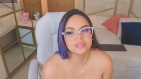 Snapshot of anne_mallow chatting on 21, 2, 2026 Ann online show from 21, 2, 2026