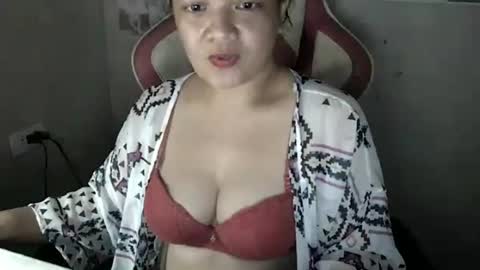 Snapshot of annecutie34 chatting on 10, 2, 2026 annecutie34 online show from 10, 2, 2026