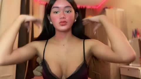 Kim online show from 8, 12, 2024