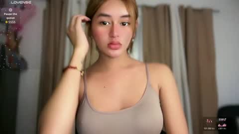 Snapshot of annedee_ chatting on 21, 7, 2026 Kim online show from 21, 7, 2026