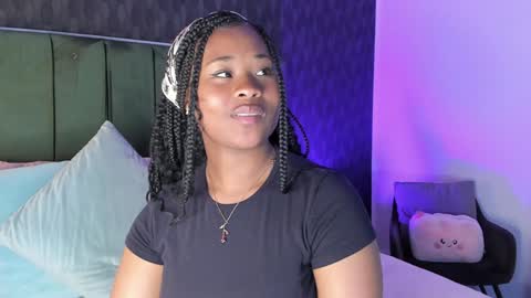 Snapshot of anneth__m chatting on 11, 12, 2024 Anneth online show from 11, 12, 2024