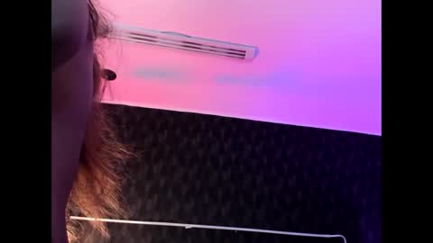Snapshot of anneth__m chatting on 4, 2, 2025 Anneth online show from 4, 2, 2025