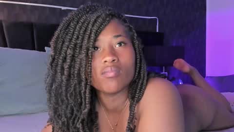 Snapshot of anneth__m chatting on 19, 2, 2025 Anneth online show from 19, 2, 2025
