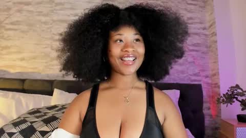 Snapshot of anneth__m chatting on 11, 9, 2025 Anneth online show from 11, 9, 2025