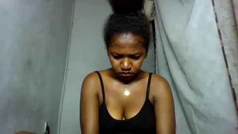 Snapshot of annick98 chatting on 20, 2, 2026 annick98 online show from 20, 2, 2026