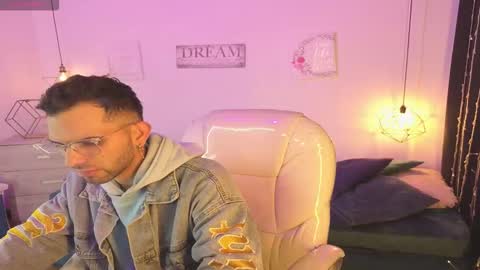 Annie And Ryan  online show from 4, 2, 2026