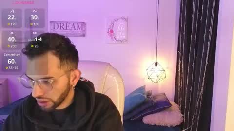 Annie And Ryan  online show from 15, 2, 2026