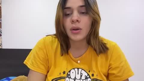 Snapshot of annie_cattie chatting on 25, 6, 2026 Anniecattie online show from 25, 6, 2026