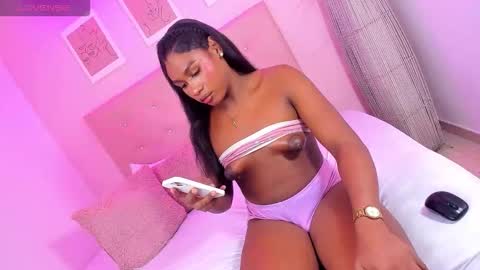 annie_dolce_ online show from 23, 11, 2025