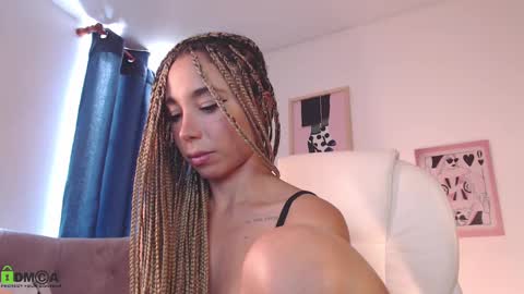 Annie online show from 11, 3, 2025