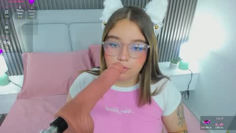 Snapshot of annie_grosee chatting on 1, 4, 2026 Annie online show from 1, 4, 2026