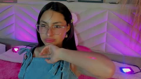   online show from 8, 11, 2025