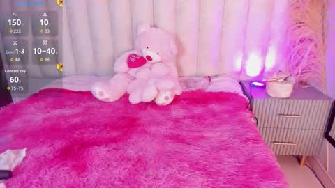   online show from 15, 11, 2025