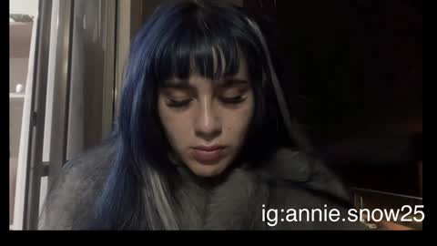 JEANNE no olvides seguirme dont forget follow me  uu online show from 7, 2, 2025