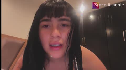 JEANNE no olvides seguirme dont forget follow me  uu online show from 8, 10, 2025