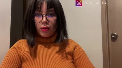 JEANNE no olvides seguirme dont forget follow me  uu online show from 7, 7, 2026