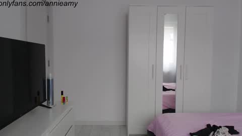 Snapshot of annieamy chatting on 22, 1, 2025 Annie online show from 22, 1, 2025