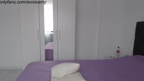 Snapshot of annieamy chatting on 25, 1, 2025 Annie online show from 25, 1, 2025