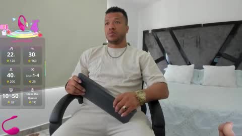 Annie and Stefan online show from 22, 10, 2025