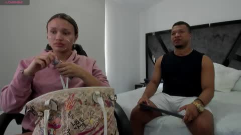 Annie and Stefan online show from 16, 11, 2025