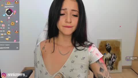 Annie online show from 5, 12, 2024