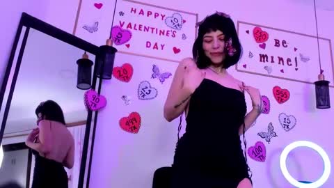 Annie online show from 14, 2, 2025