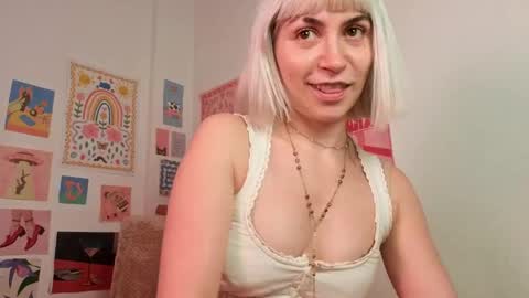 Snapshot of annietinky chatting on 6, 5, 2026 annietinky online show from 6, 5, 2026