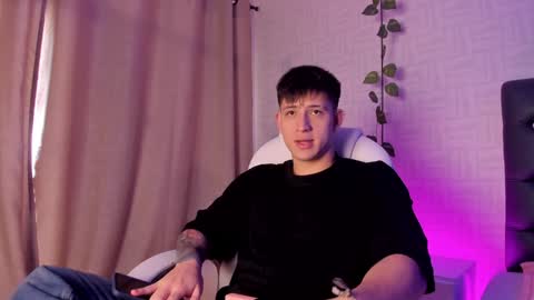 Annie  Alex online show from 16, 12, 2024