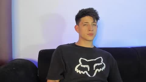 Annie  Alex online show from 1, 3, 2025