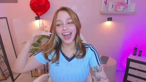 Snapshot of anniita_ chatting on 20, 5, 2026 VIVIANNA online show from 20, 5, 2026