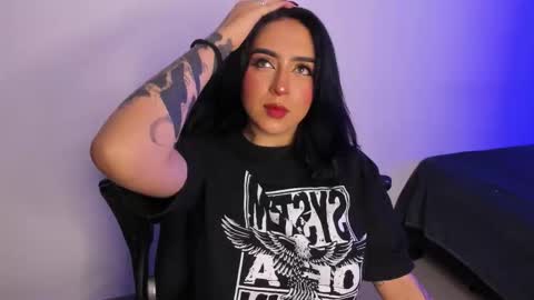 Snapshot of annikamerliahh_ chatting on 9, 9, 2025 Annika online show from 9, 9, 2025