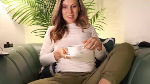 Snapshot of annittastar chatting on 23, 12, 2025 annittastar online show from 23, 12, 2025