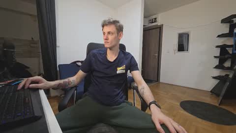    online show from 19, 11, 2025