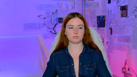 Snapshot of annterry chatting on 22, 6, 2026 Ann Terry 3 online show from 22, 6, 2026