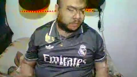 Snapshot of annubixxx69 chatting on 29, 10, 2025 lion kennedy independent model moderator online show from 29, 10, 2025