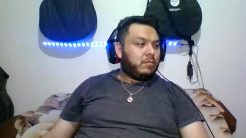 Snapshot of annubixxx69 chatting on 6, 11, 2025 lion kennedy independent model moderator online show from 6, 11, 2025