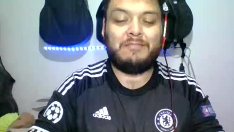 Snapshot of annubixxx69 chatting on 14, 11, 2025 lion kennedy independent model moderator online show from 14, 11, 2025