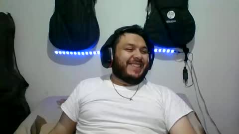 Snapshot of annubixxx69 chatting on 22, 11, 2025 lion kennedy independent model moderator online show from 22, 11, 2025