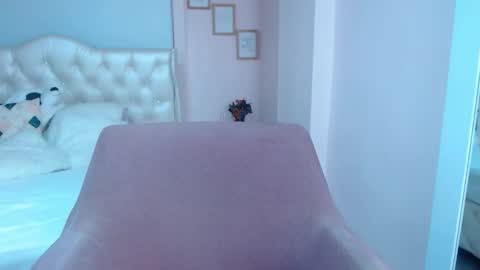 ANNY LOUIS online show from 31, 1, 2025