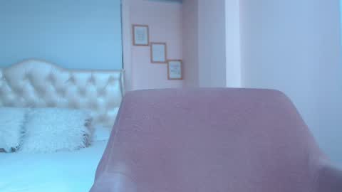 ANNY LOUIS online show from 22, 2, 2025